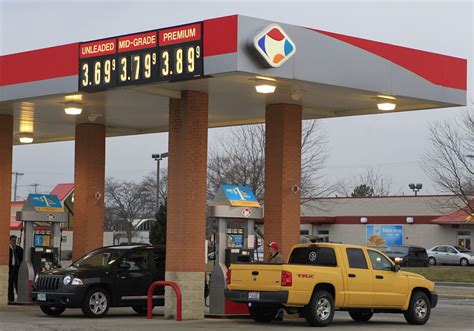 Check current gas prices and read customer reviews. . Gas price kroger near me